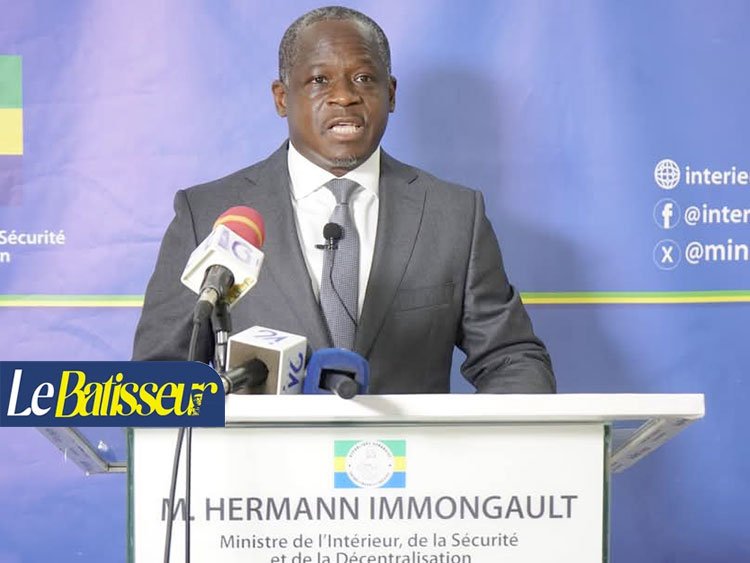 Le ministre de l'Intérieur annonce une augmentation des indemnités des chefs de quartier
