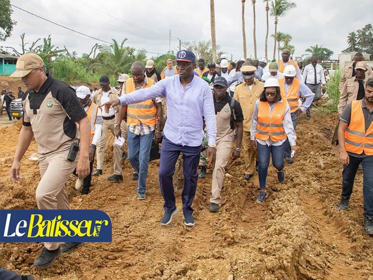 Oligui Nguema en visite à Cocobeach pour évaluer l’avancement des projets structurants
